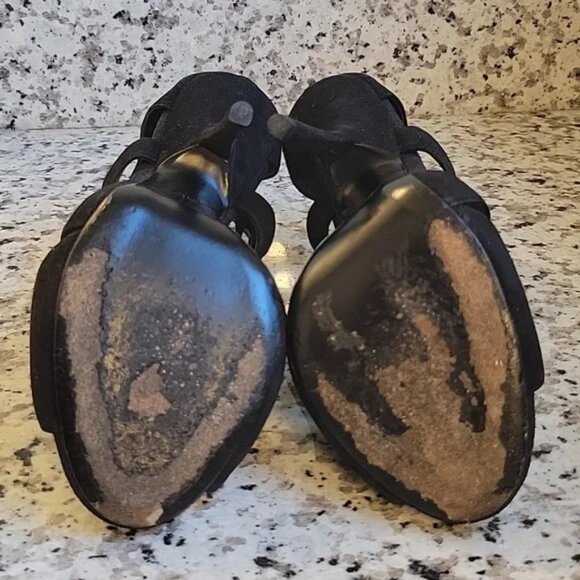 Gorgeous pair of Giuseppe Zanotti Sandals Suede Butterfly Cutout Sandals - Picture 10 of 13